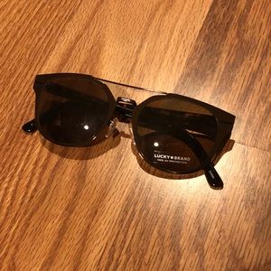 Lucky Brand 🍀 Shades